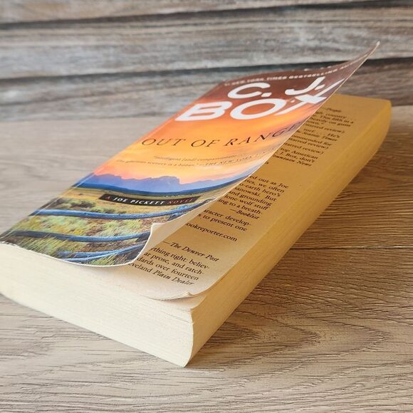 5/$20 C J Box Out of Range Paperback A Joe Pickett Novel - Picture 4 of 7